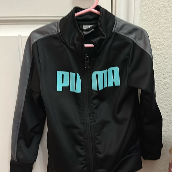 Black kids Puma jacket - Picture 1 of 1